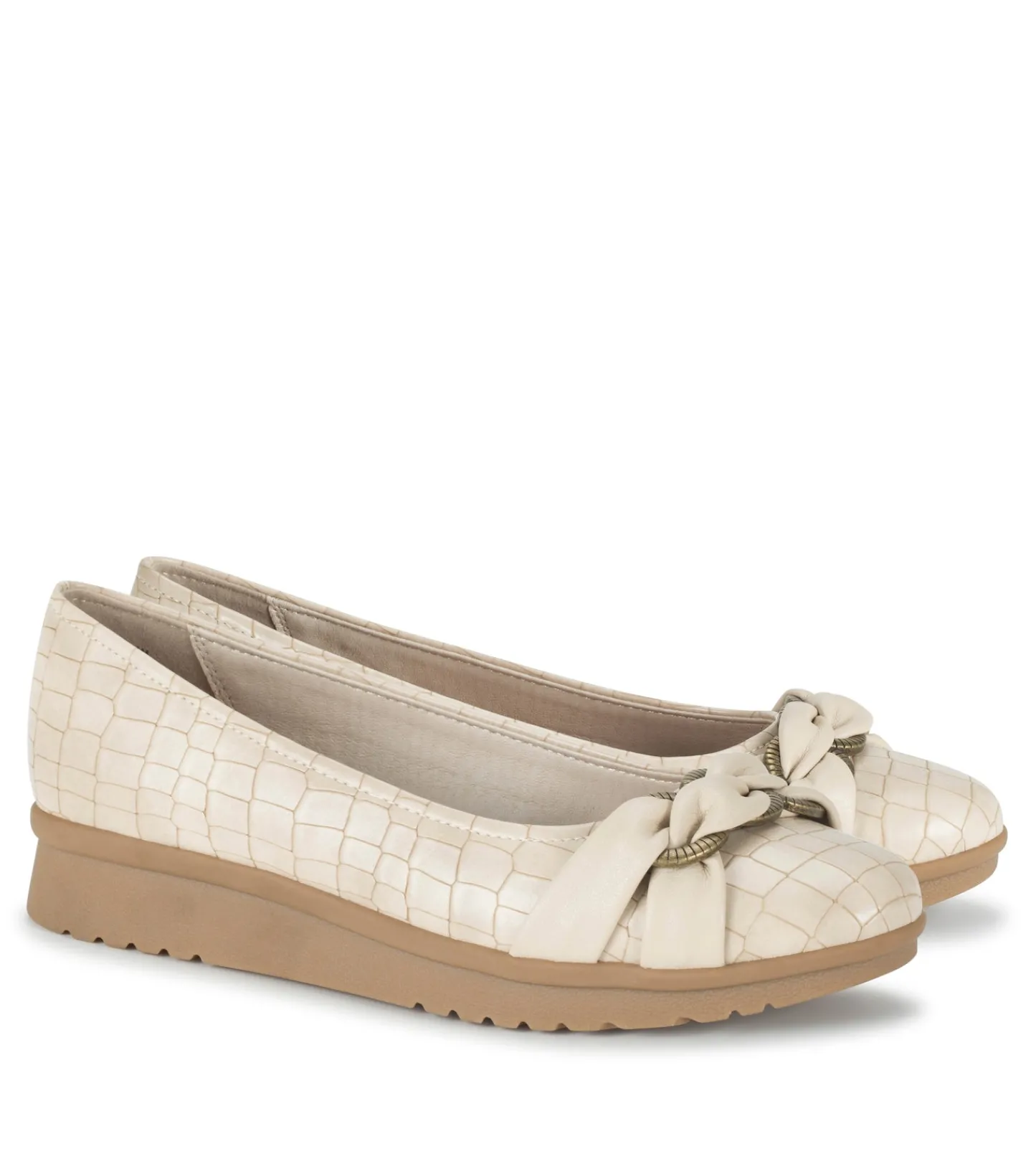 Baretraps Flats & Loafers^Aurora Flat Milkyway