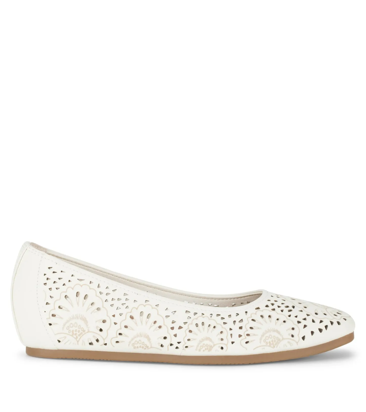 Baretraps Flats & Loafers^Chika Casual Flat Cream