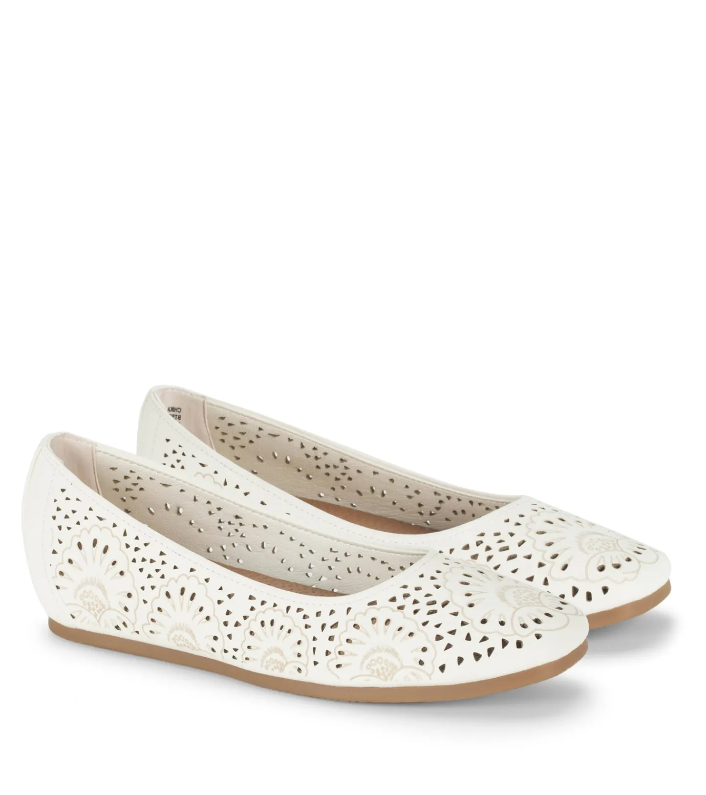 Baretraps Flats & Loafers^Chika Casual Flat Cream