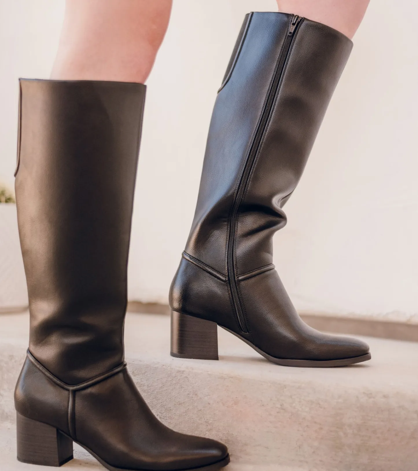 Baretraps Knee High Boots^Thalia Tall Boot Black